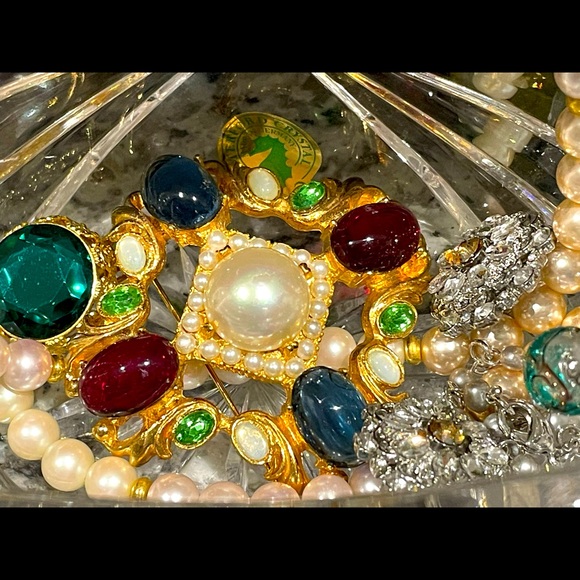 Cadoro brooch 2 Rare Vintage Signed Cadoro Midcentury Regal Royal Brooch